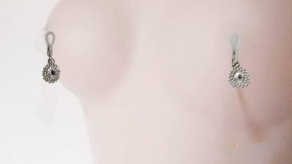 set fake piercing