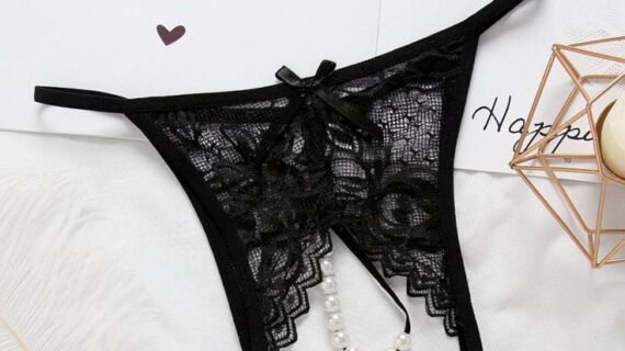 black panty